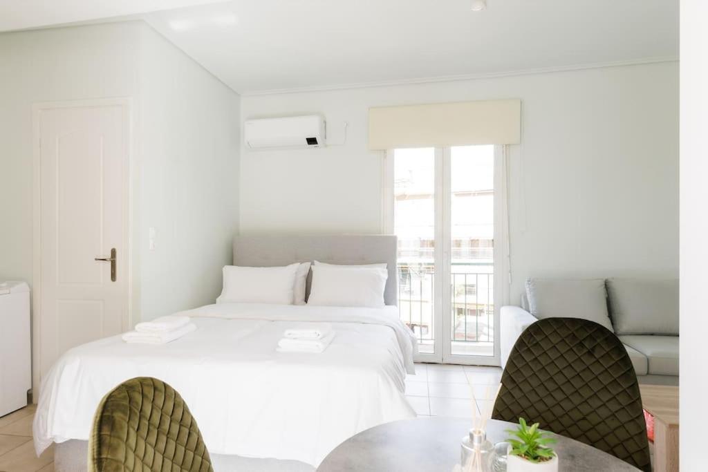 Adorable Sunny Studio With Private Balcony I Athènes Extérieur photo